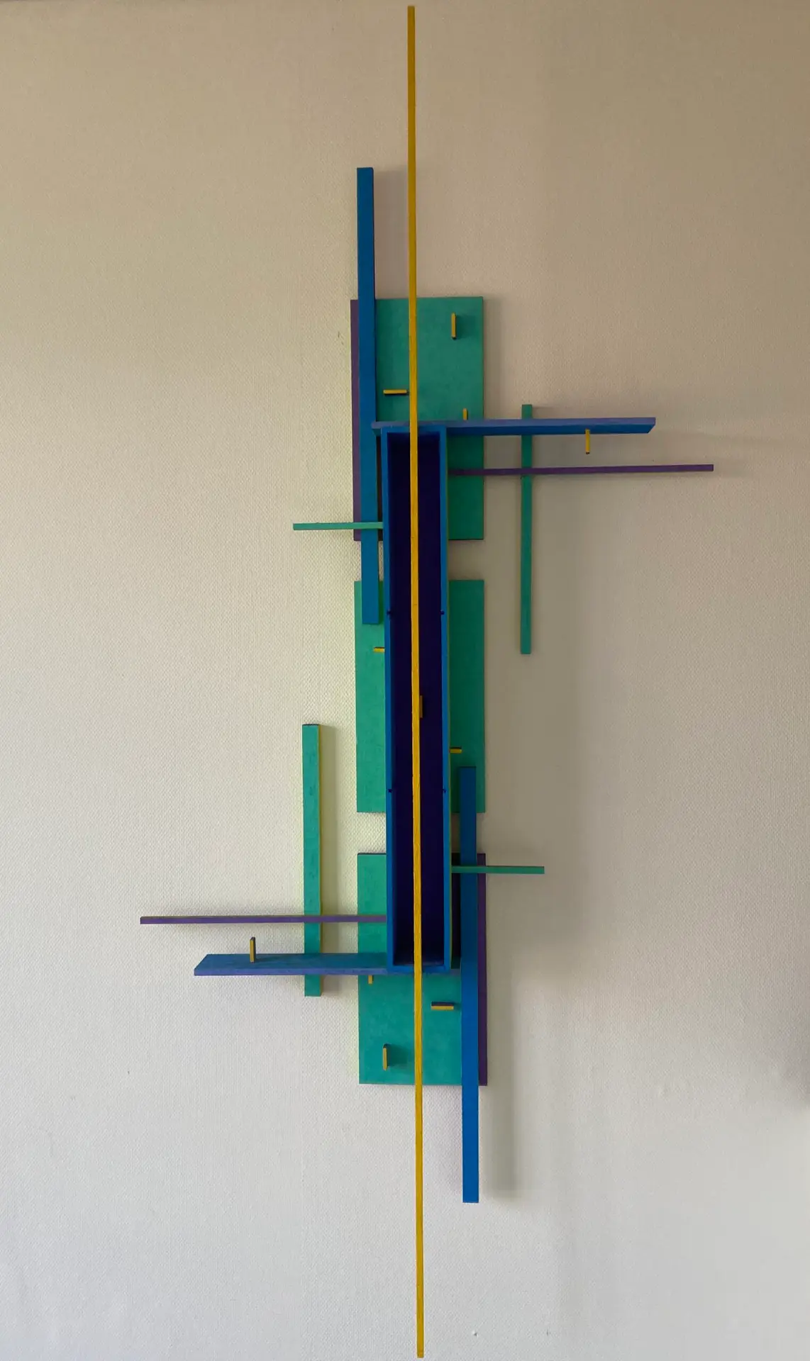 Compositie met geel Nr. 11, 2008 - olieverf op hout, 240 x 110 cm