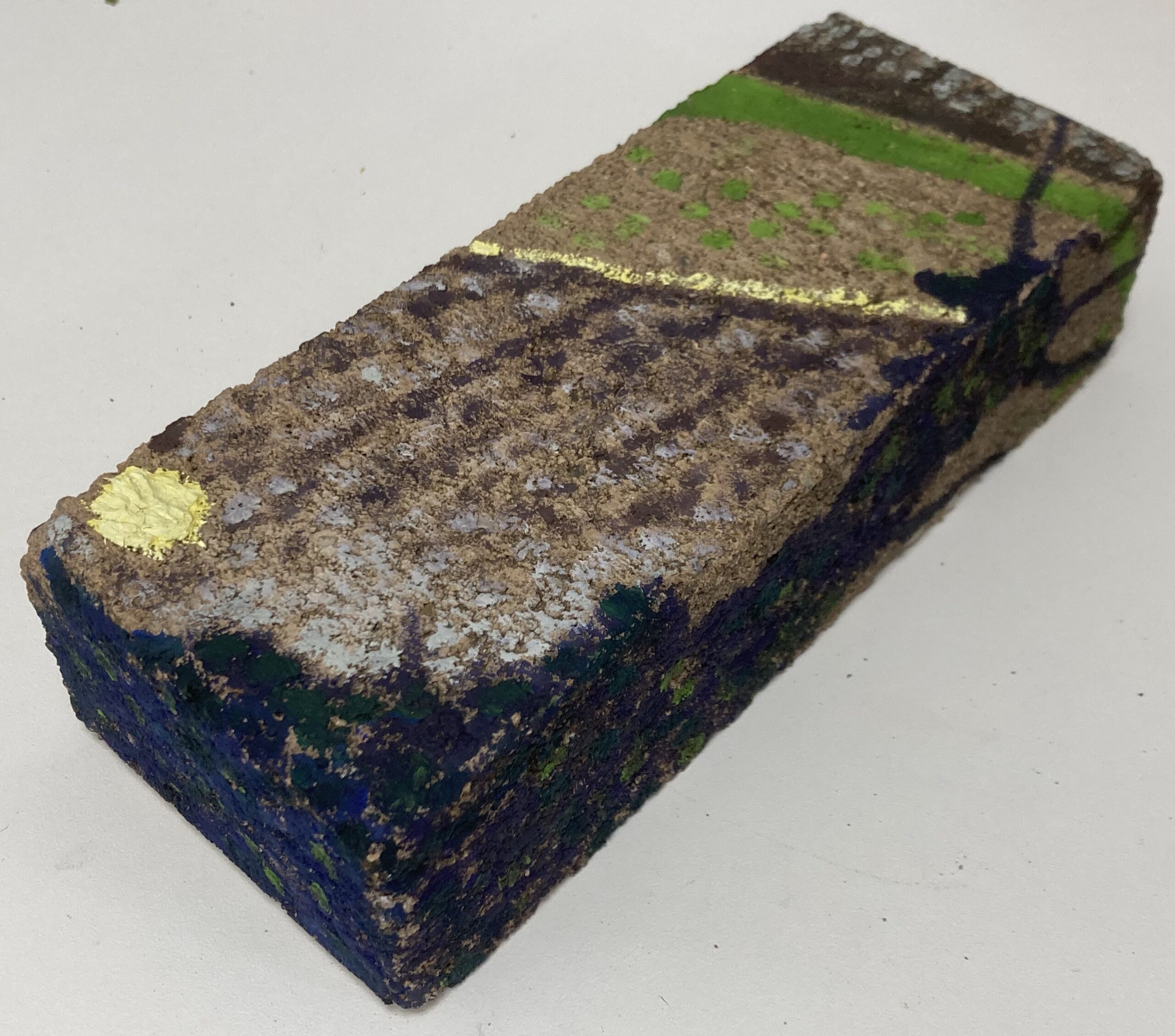 Tuin in Domburg, 2008 - olieverf op steen, 8 x 20 x 5 cm